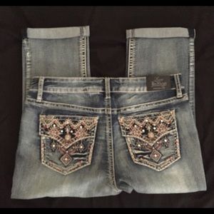 Love Indigo Premium Jean Capris Embroidered, New